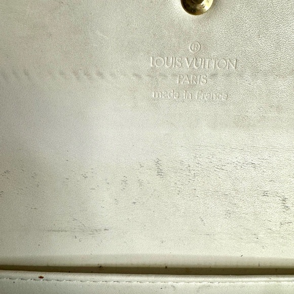 Louis Vuitton Cream Vernis Long Wallet #393 - Picture 6 of 7